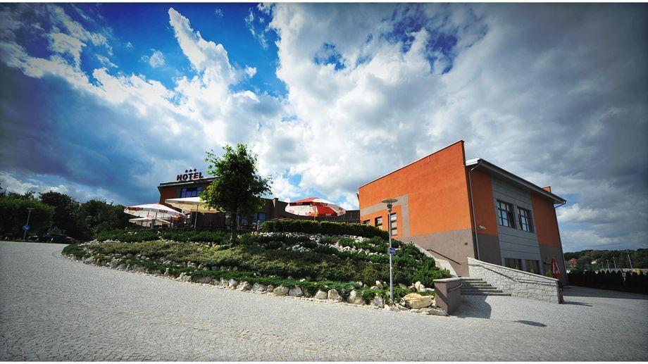 Hotel Esperanto Świdnica Buitenkant foto