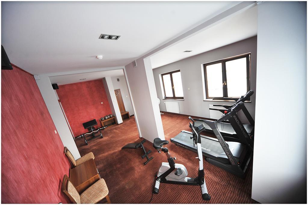 Hotel Esperanto Świdnica Buitenkant foto